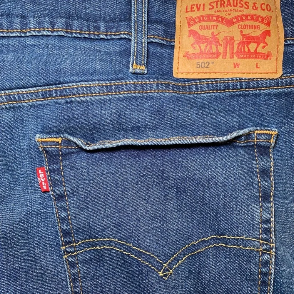 Levi's 502 Regular Taper Jeans Men's 40x34 Blue Stretch Water Less Denim